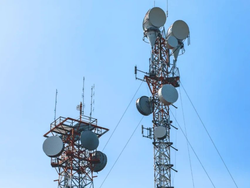 डेटा सेंटर केबलिंग की सर्वोत्तम पद्धतियाँ: वर्ष के अंत में समीक्षा